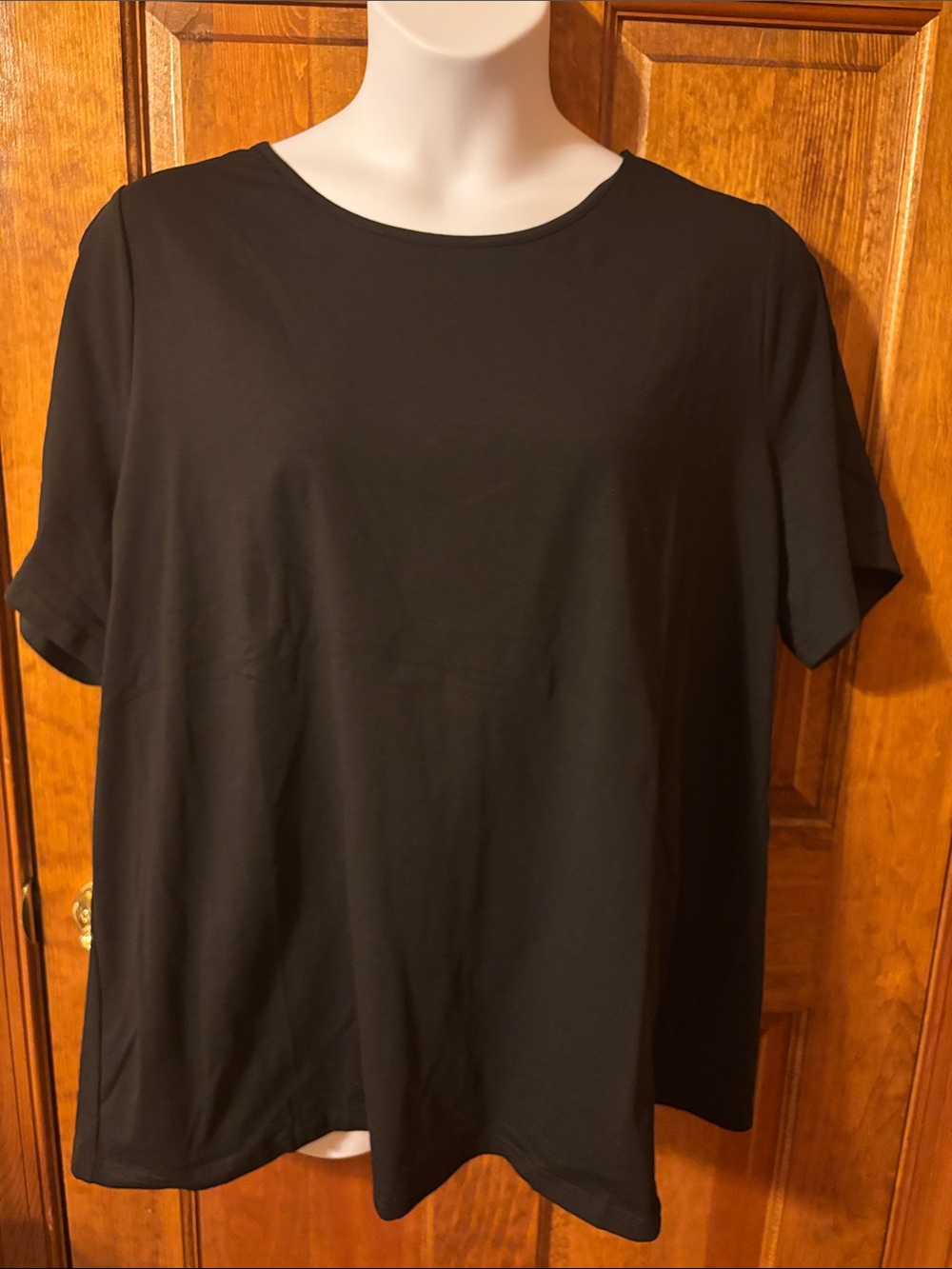 BloomChic Black Crewneck Short-Sleeve Tee